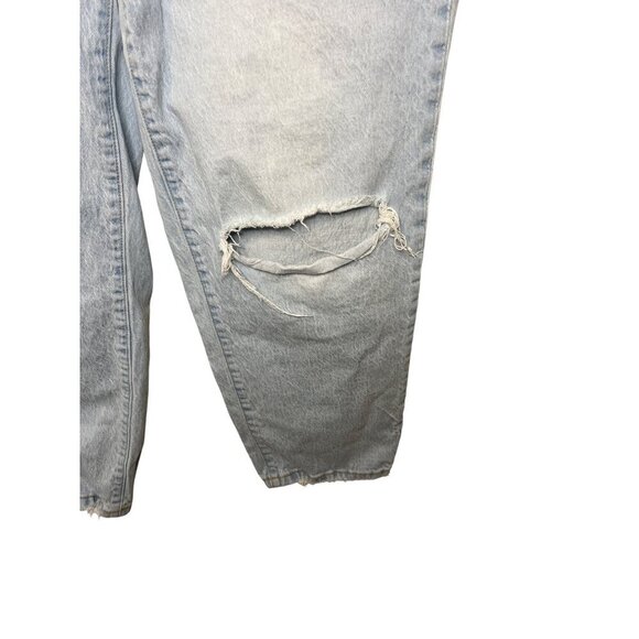 Vintage Straight Universal Threads Light Wash Distressed Button-Fly Jeans Womens - Picture 4 of 6